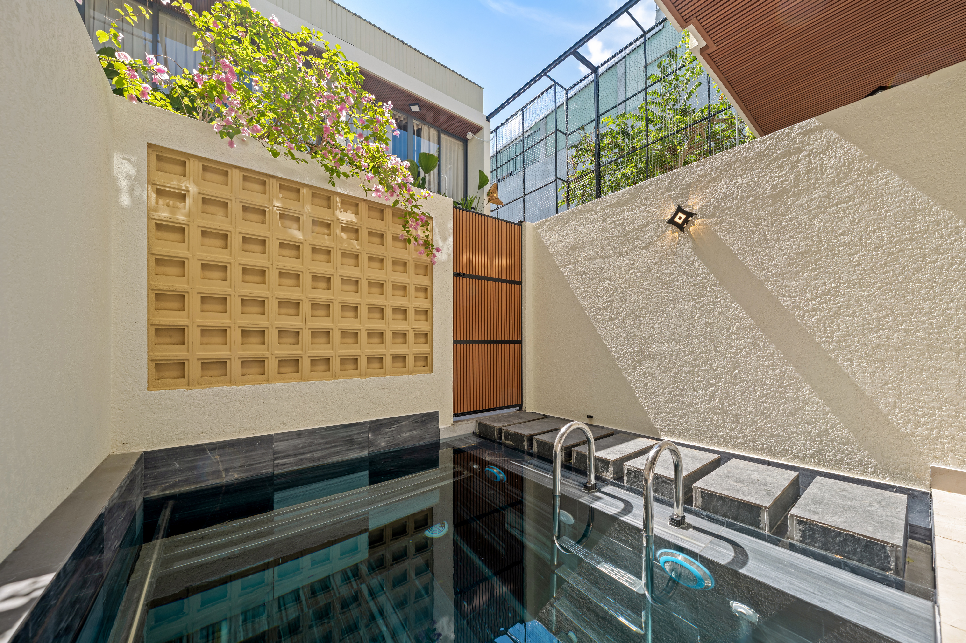The Layer tropical villa