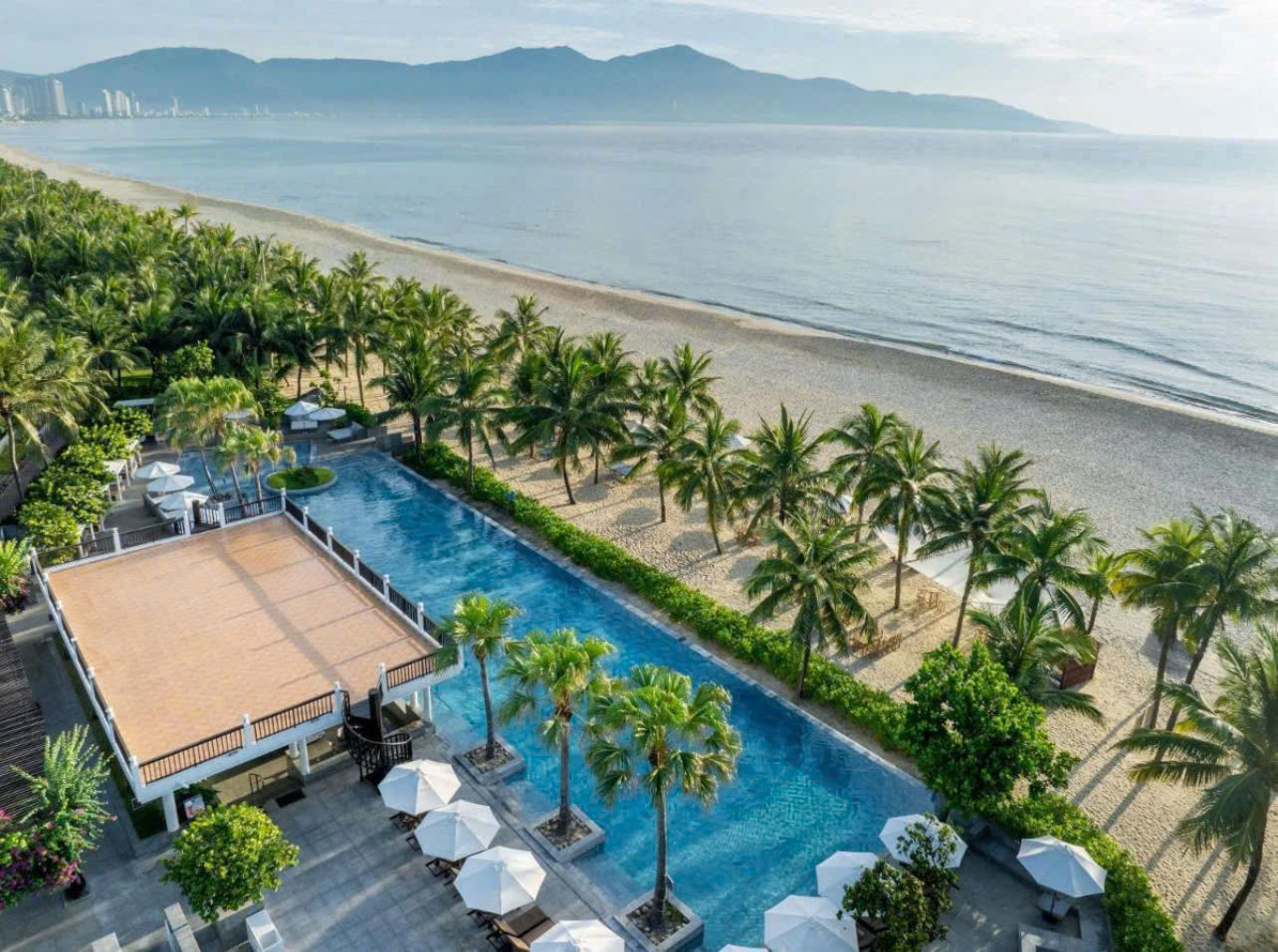 Beach and resort swimming pool near Premier Villa